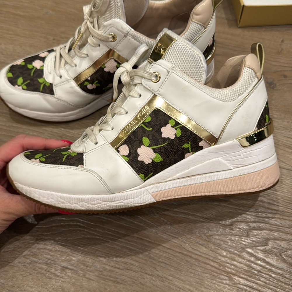 Michael Kors Georgie Trainer sneaker heels - Picture 7 of 9